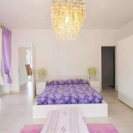 Cotriero Crystal Villa